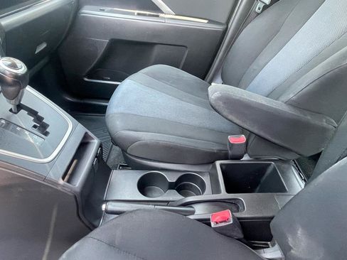 Used 2014 MAZDA MAZDA5 Touring w/ Moonroof & Audio Package FWD image 16