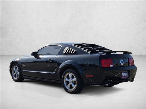Used 2008 Ford Mustang GT RWD image 7