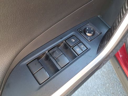 Used 2021 Toyota RAV4 TRD Off-Road image 15