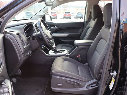 Used 2018 Chevrolet Colorado LT w/ LT Convenience Package image 11