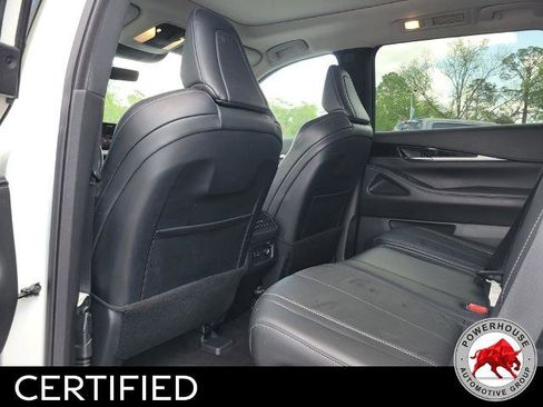 Used 2023 INFINITI QX60 Pure FWD image 16