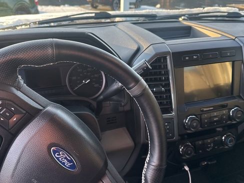 Used 2020 Ford F350 XLT image 11