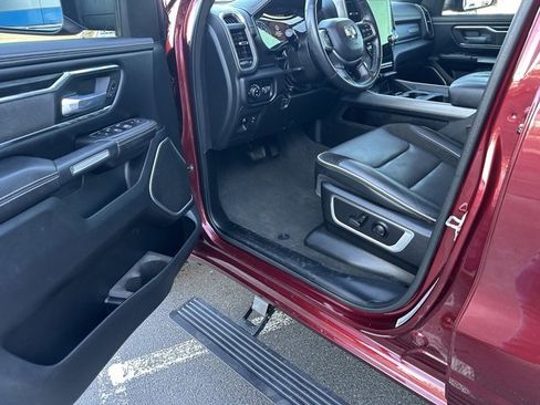Used 2023 RAM 1500 Laramie image 11