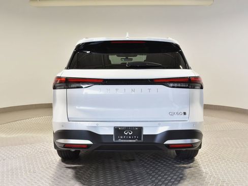 New 2026 INFINITI QX60 Luxe w/ Cargo Package image 4