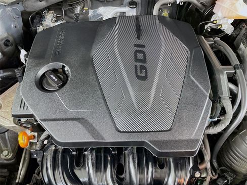 Certified 2023 Kia Sorento S w/ Panoramic Sunroof Package image 36