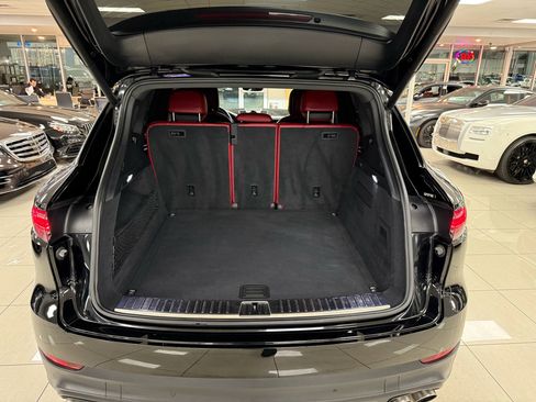 Used 2020 Porsche Cayenne S image 20