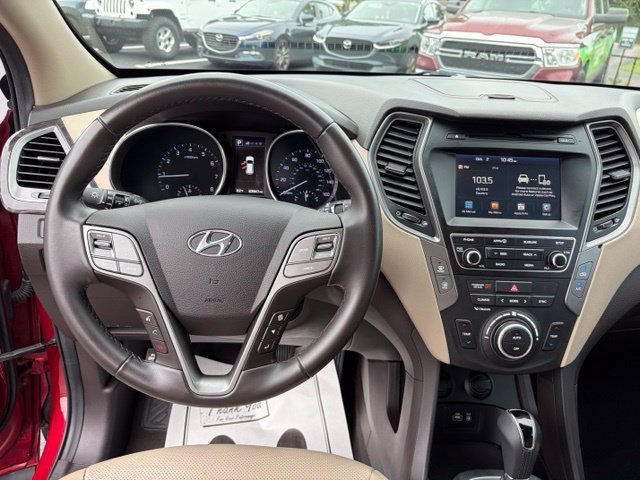 Used 2017 Hyundai Santa Fe Sport FWD image 17