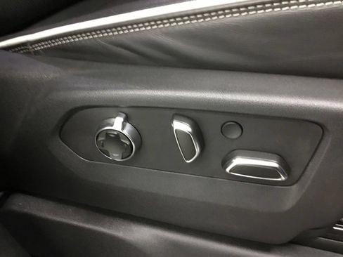 Used 2023 GMC Sierra 1500 AT4X AWD/4WD image 25