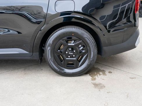 New 2026 Kia Carnival image 30