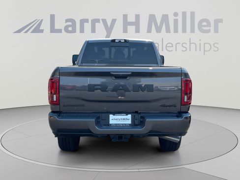 New 2026 RAM 3500 Laramie AWD/4WD image 4
