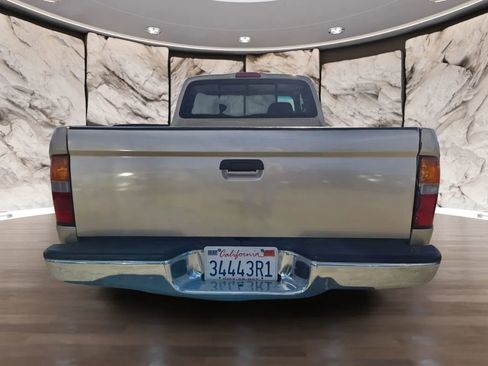 Used 1999 Toyota Tacoma 2WD Xtracab image 7