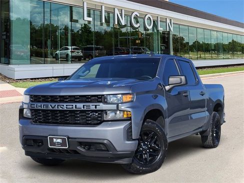 Used 2020 Chevrolet Silverado 1500 Custom w/ Custom Value Package image 1