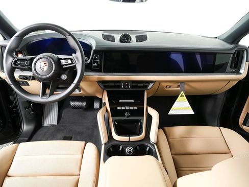 New 2026 Porsche Cayenne Coupe image 20