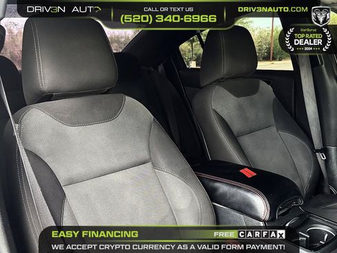 Used 2017 Dodge Charger SE w/ Blacktop Package RWD image 15