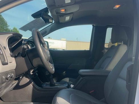 Used 2016 Chevrolet Colorado W/T w/ WT Convenience Package AWD/4WD image 3