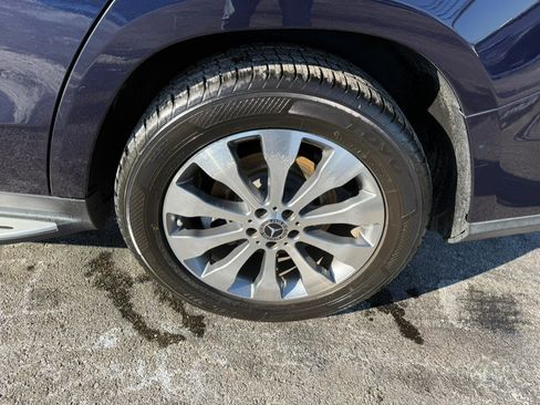 Used 2019 Mercedes-Benz GLS 450 4MATIC image 4