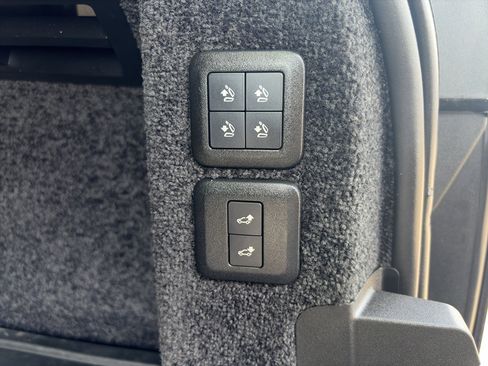 Used 2019 Land Rover Range Rover Supercharged image 32