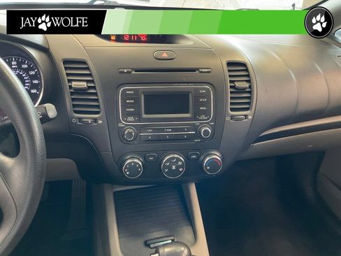 Used 2015 Kia Forte LX FWD image 15