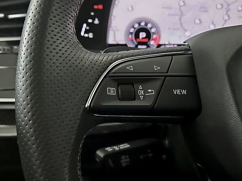 Used 2023 Audi SQ8 Prestige image 23