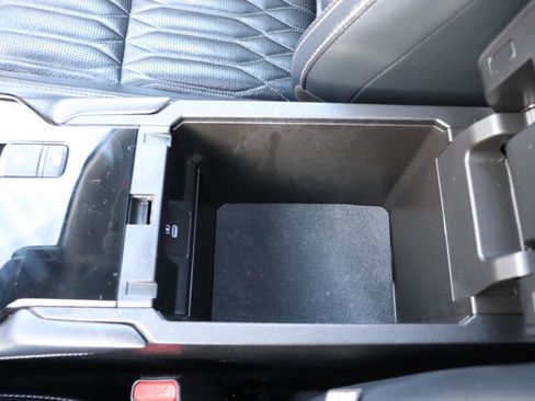 Used 2025 Mitsubishi Outlander SEL image 49