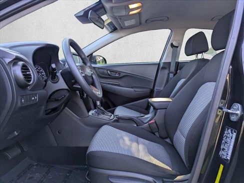 Used 2020 Hyundai Kona SE image 15