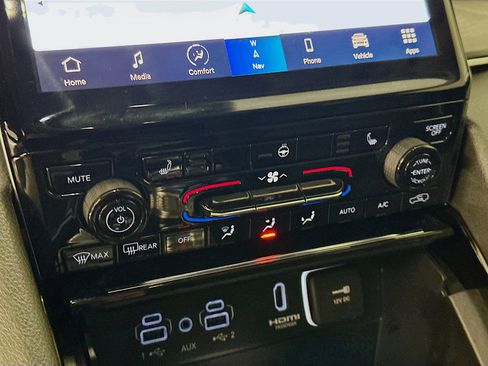 Used 2022 Jeep Grand Cherokee Limited 4xe w/ MOPAR Finishing Package image 24