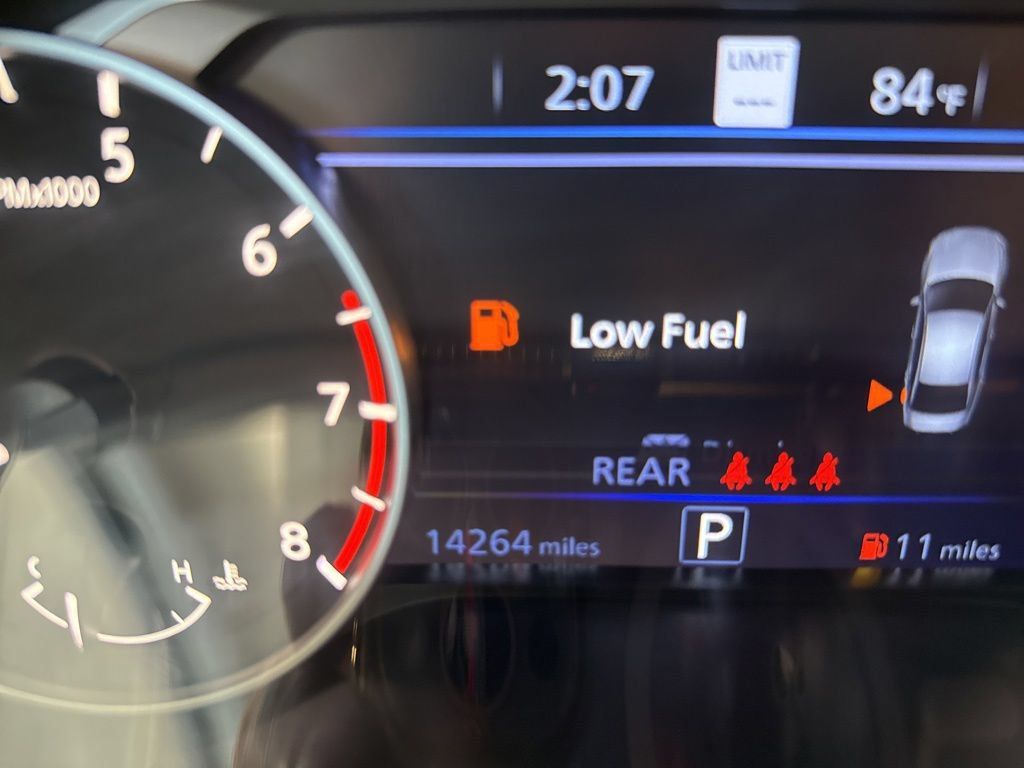 Used 2023 Nissan Altima 2.5 SL AWD/4WD image 19