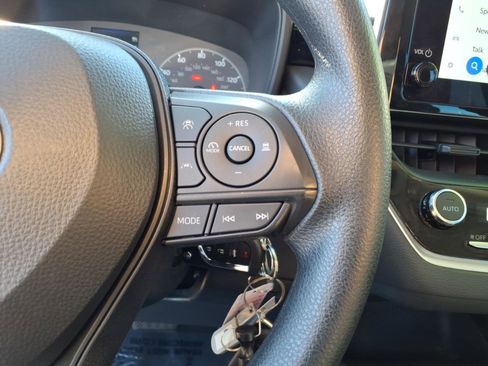 Certified 2024 Toyota Corolla LE FWD image 17