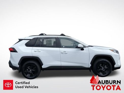 Certified 2019 Toyota RAV4 XLE FWD image 9