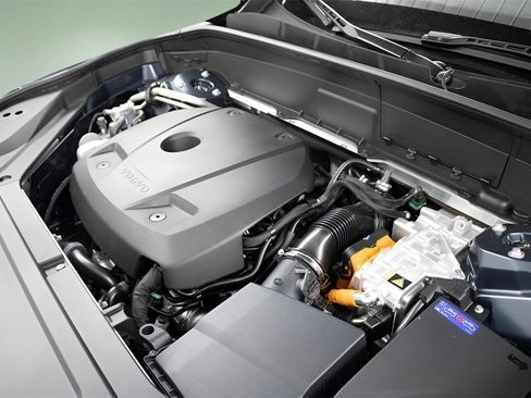 New 2025 Volvo XC90 T8 Plus w/ Protection Package Premier image 15