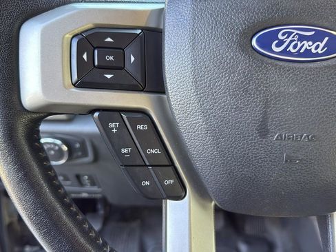 Certified 2022 Ford F250 Lariat w/ Lariat Ultimate Package image 14