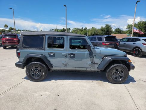 Used 2026 Jeep Wrangler Unlimited Sport AWD/4WD image 6