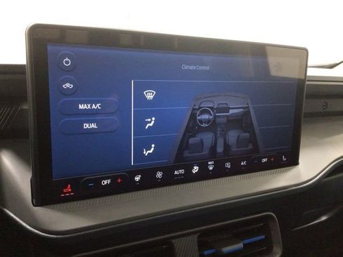 New 2025 Ford Maverick Lobo image 19