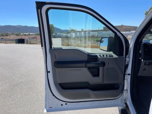 Used 2019 Ford F150 XL w/ Equipment Group 101A Mid RWD image 17
