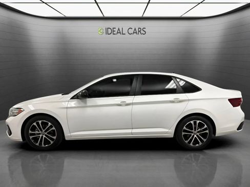Used 2024 Volkswagen Jetta Sport FWD image 8
