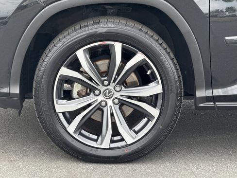 Used 2022 Lexus RX 350L Premium w/ Premium Package AWD/4WD image 27
