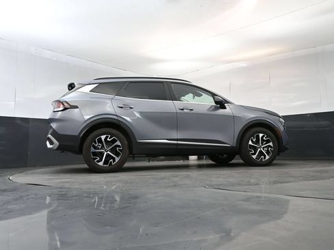Used 2025 Kia Sportage EX w/ Premium Package AWD/4WD image 24