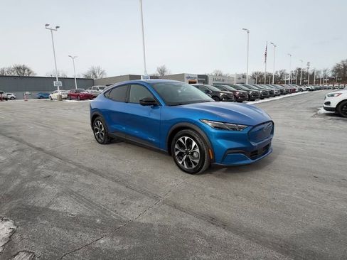 Used 2025 Ford Mustang Mach-E Select w/ Comfort Package Lite image 54