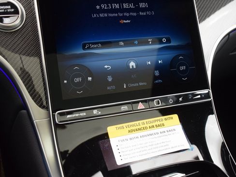 New 2025 Mercedes-Benz GLC 43 AMG 4MATIC Coupe image 23