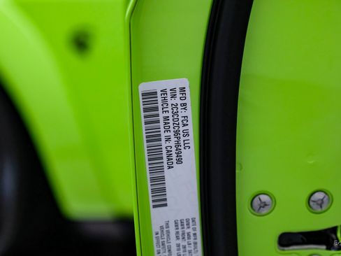 Used 2023 Dodge Challenger SRT Hellcat w/ Plus Package image 97