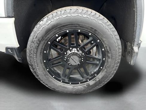 Used 2020 Chevrolet Silverado 3500 High Country image 25