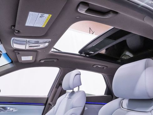 Certified 2026 Genesis GV70 2.5T Advanced image 10