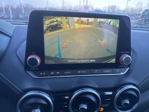 Used 2024 Nissan Sentra SV image 24