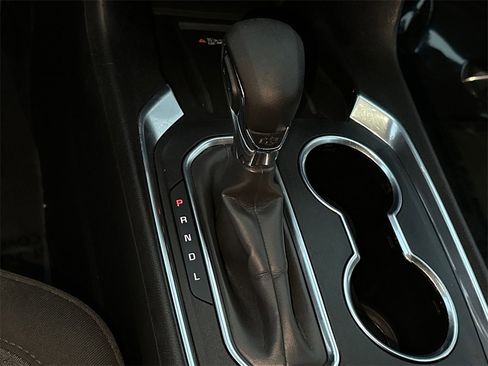 Used 2022 Chevrolet Traverse LT w/ Midnight/Sport Edition image 35