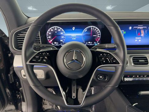 Certified 2025 Mercedes-Benz GLE 450e 4MATIC w/ Winter Package image 16