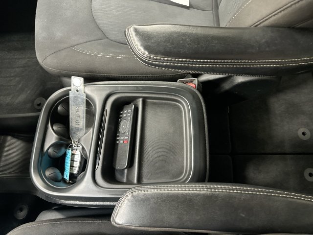 Used 2021 Chrysler Pacifica Touring w/ S Appearance Package FWD image 23