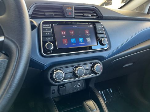 Used 2025 Nissan Versa SV image 17