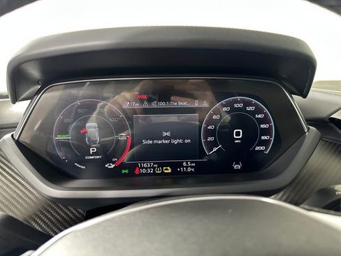 Used 2023 Audi e-tron GT Premium Plus w/ Performance Package image 17