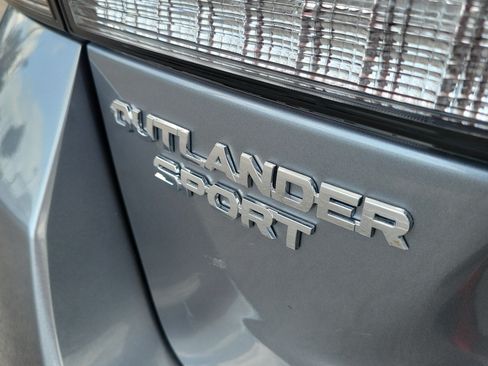 Used 2025 Mitsubishi Outlander Sport AWD image 7