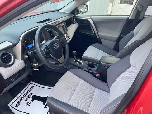 Used 2013 Toyota RAV4 XLE AWD/4WD image 9